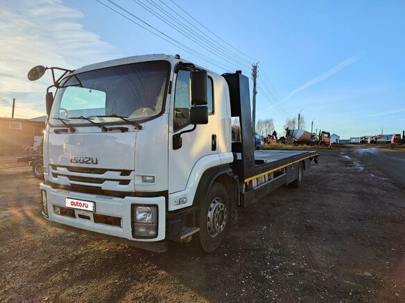 2020 Isuzu Forward (F-Series), белый, 8500000 рублей - вид 2