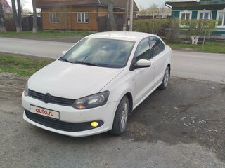 2013 Volkswagen Polo V, белый, 600000 рублей, вид 2
