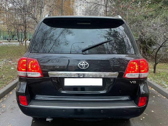 2011 Toyota Land Cruiser 200 Series, чёрный, 3200000 рублей - вид 4