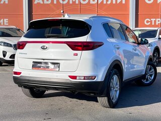 2018 Kia Sportage IV, белый, 2330000 рублей, вид 5