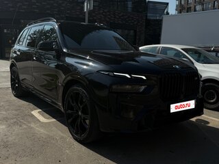 2023 BMW X7 M60i I (G07) Рестайлинг, белый, 12500000 рублей, вид 3