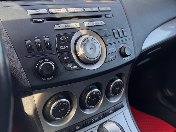 2011 Mazda 3 II (BL), белый, 950000 рублей - вид 16