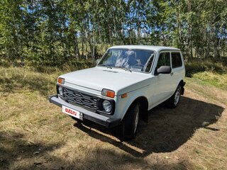2013 Lada (ВАЗ) 2121 (4x4) I Рестайлинг, белый, 450000 рублей, вид 2