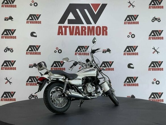 2026 Bajaj Avenger, белый, 249900 рублей - вид 5