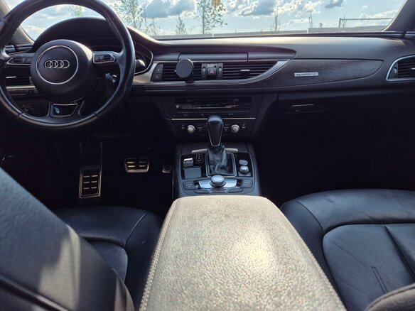2017 Audi A6 IV (C7) Рестайлинг, белый, 2250000 рублей - вид 8