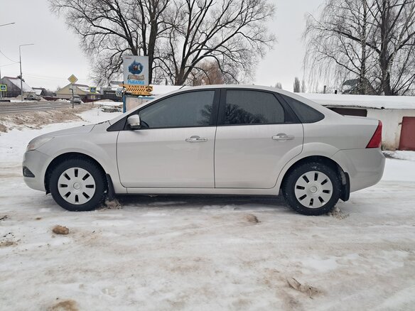 2010 Ford Focus II Рестайлинг, серый - вид 6