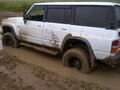 1994 Nissan Patrol IV (Y60), белый - вид 2