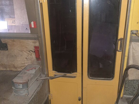 2002 Kia Combi, жёлтый, 180000 рублей - вид 4