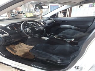 2006 Mitsubishi Outlander II, белый, 930000 рублей, вид 4