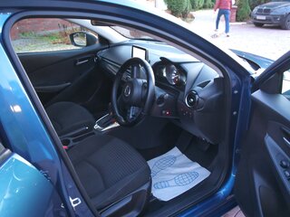 2017 Mazda Demio IV (DJ), синий, 940000 рублей, вид 4