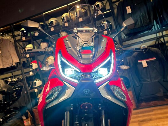 2026 Moto Morini X-CAPE 650, красный, 1499900 рублей - вид 16