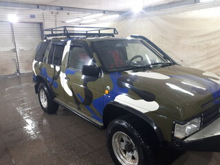 1993 Nissan Terrano I, зелёный, 400000 рублей, вид 1