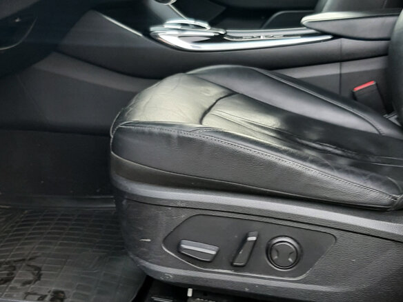 2020 Hyundai Sonata VIII (DN8), жёлтый, 2100000 рублей - вид 17