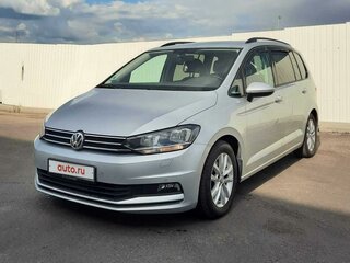 2017 Volkswagen Touran II, серый, 1900000 рублей, вид 1
