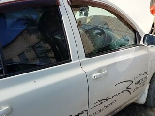2005 Nissan March III (K12), белый, 400000 рублей, вид 3