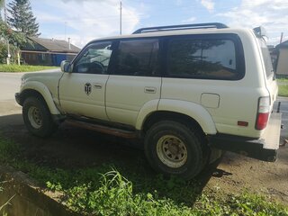 1996 Toyota Land Cruiser 80 Series Рестайлинг, белый, 900000 рублей, вид 4