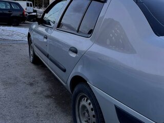 2004 Renault Symbol I Рестайлинг, голубой, 350000 рублей, вид 3
