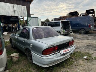 1990 Mitsubishi Galant VI, серый, 40000 рублей, вид 5
