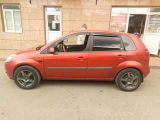 2006 Ford Fiesta Mk5, красный, 399999 рублей, вид 2