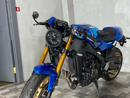 2022 Yamaha XSR900, синий, 1039000 рублей, вид 5