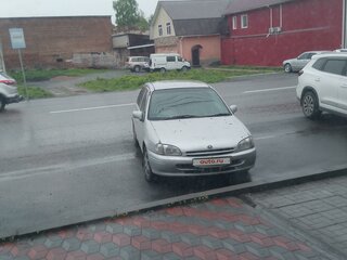 1999 Toyota Starlet V (P90), серый, 320000 рублей, вид 3