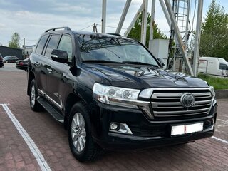 2015 Toyota Land Cruiser 200 Series Рестайлинг 2, чёрный, 5950000 рублей, вид 2