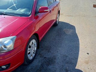2008 Toyota Avensis II Рестайлинг, красный, 900000 рублей, вид 2