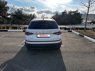 2021 Skoda Kodiaq I Рестайлинг, белый, 3100000 рублей, вид 5