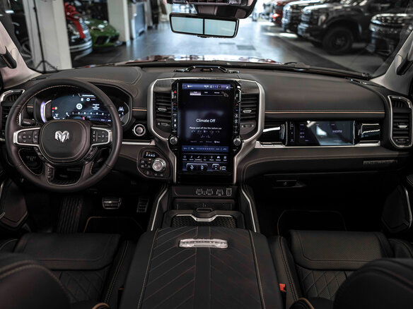 2026 Ram 1500 Crew Cab V Рестайлинг, красный, 10490000 рублей - вид 28