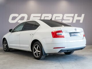 2018 Skoda Octavia III (A7) Рестайлинг, белый, 1540000 рублей, вид 2