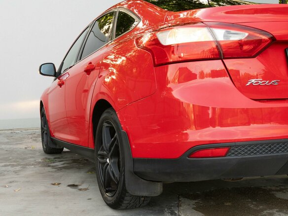 2012 Ford Focus III, красный, 710000 рублей - вид 11