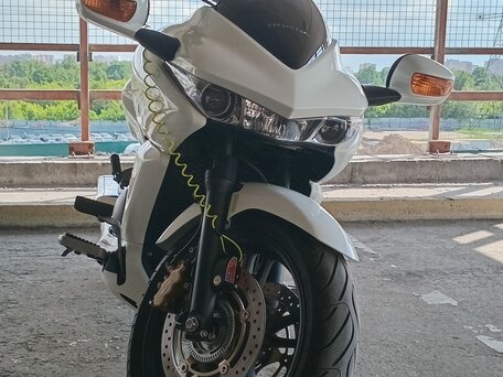 2008 Honda DN-01, белый, 565000 рублей, вид 3