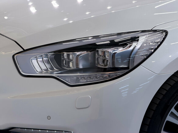2017 Kia Quoris I Ресталинг 2, белый, 2650000 рублей - вид 24