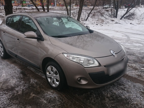 2010 Renault Megane III, бежевый - вид 2