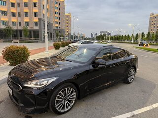 2019 Kia Stinger I, чёрный, 2450000 рублей, вид 3