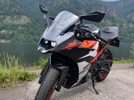 2018 KTM RC 390, чёрный, 390000 рублей, вид 3