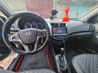 2015 Hyundai Solaris I Рестайлинг, белый, 850000 рублей, вид 5