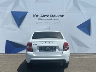 2026 Lada (ВАЗ) Granta I Рестайлинг, белый, 1094000 рублей, вид 4