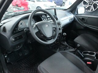 2026 Lada (ВАЗ) Niva Travel I Рестайлинг, чёрный, 1789000 рублей, вид 4