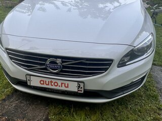 2014 Volvo S60 II Рестайлинг, белый, 1800000 рублей, вид 1