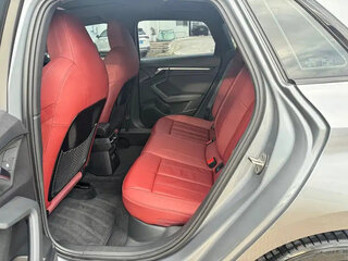 2023 Audi A3 Sportback 35 TFSI IV (8Y), серебристый, 2012111 рублей, вид 5