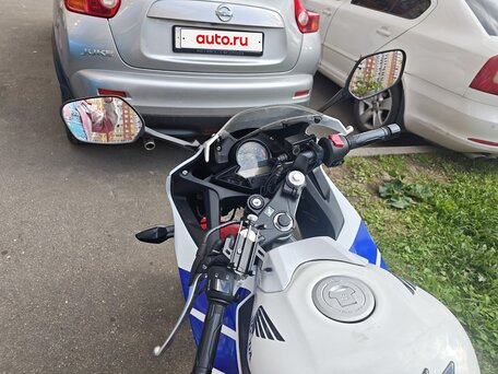 2014 Honda CBR 300R, белый, 340000 рублей, вид 5