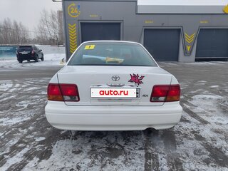 1995 Toyota Vista IV (V40), белый, 500000 рублей, вид 4