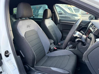 2017 Volkswagen Golf VII, белый, 1290000 рублей, вид 5