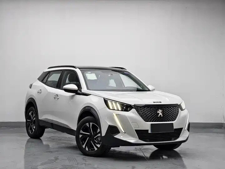 Открыть фотографии: Peugeot 2008 II