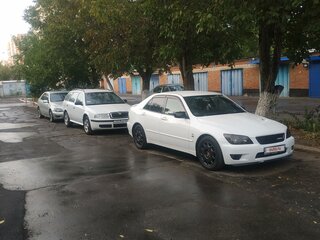 2005 Toyota Altezza, белый, 2000000 рублей, вид 1
