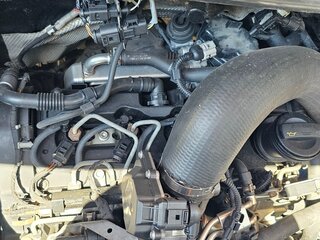 2010 Volkswagen Caravelle LWB Long T5 Рестайлинг, жёлтый, 1650000 рублей, вид 5
