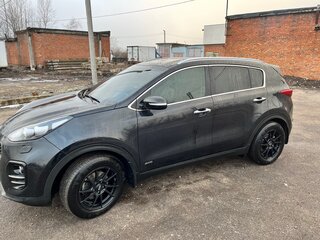 2018 Kia Sportage IV, чёрный, 2400000 рублей, вид 4