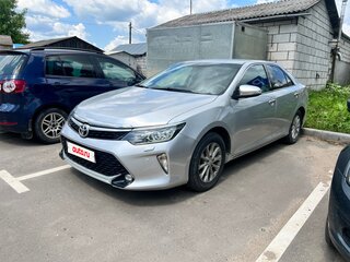 2012 Toyota Camry VII (XV50), серебристый, 1380000 рублей, вид 1