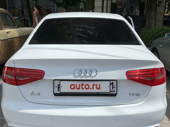 2015 Audi A4 IV (B8) Рестайлинг, белый, 3000000 рублей - вид 5